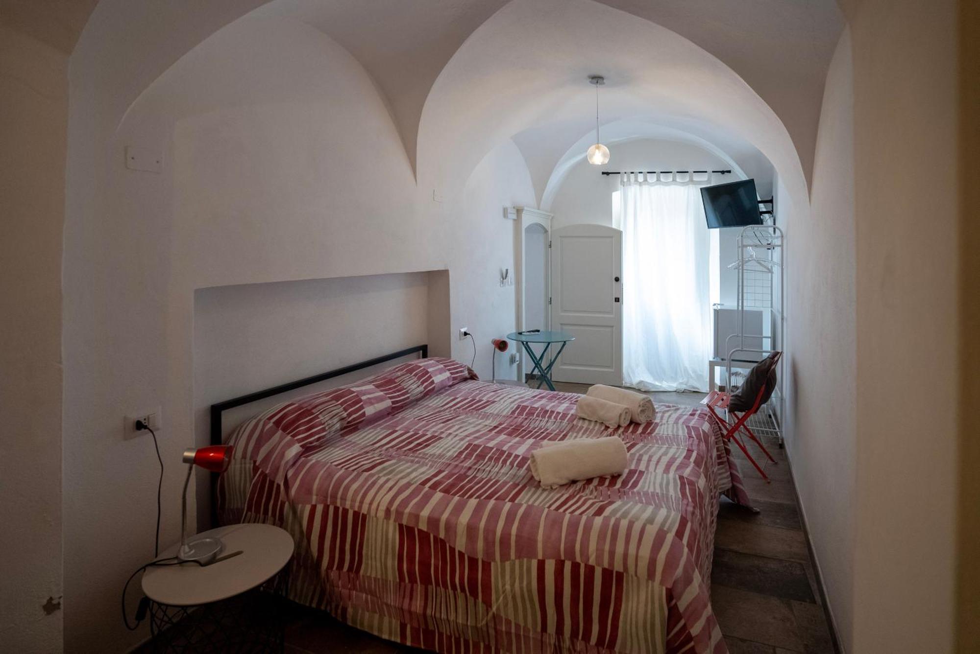 Sardinian Gallery Domus บอซา ห้อง รูปภาพ